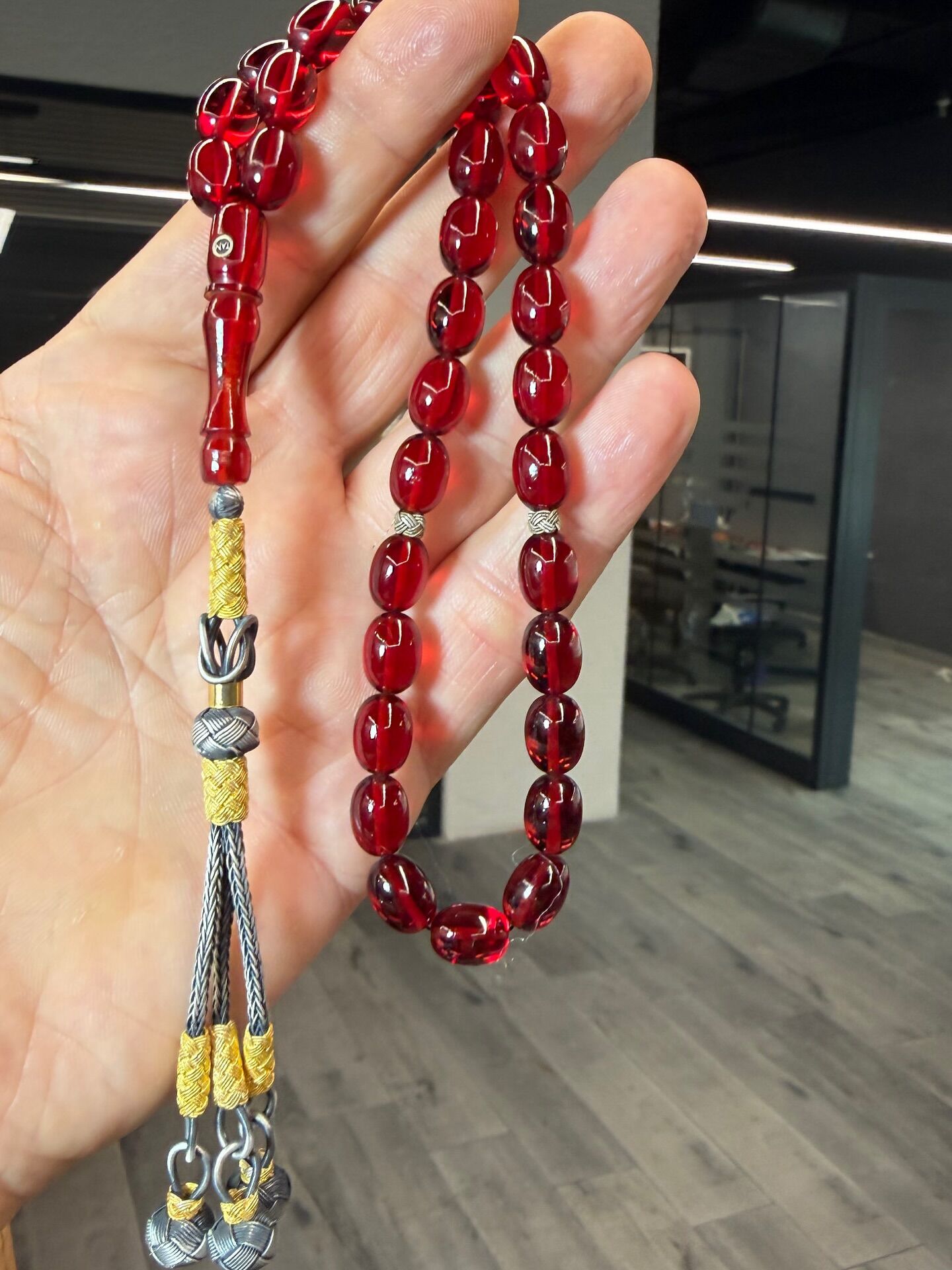 Gümüş Kazaz Püsküllü Ateş Kehribar Tesbih