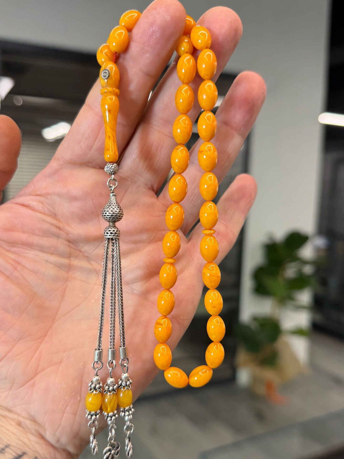 Gümüş Püsküllü Usta İşi Kehribar Tesbih