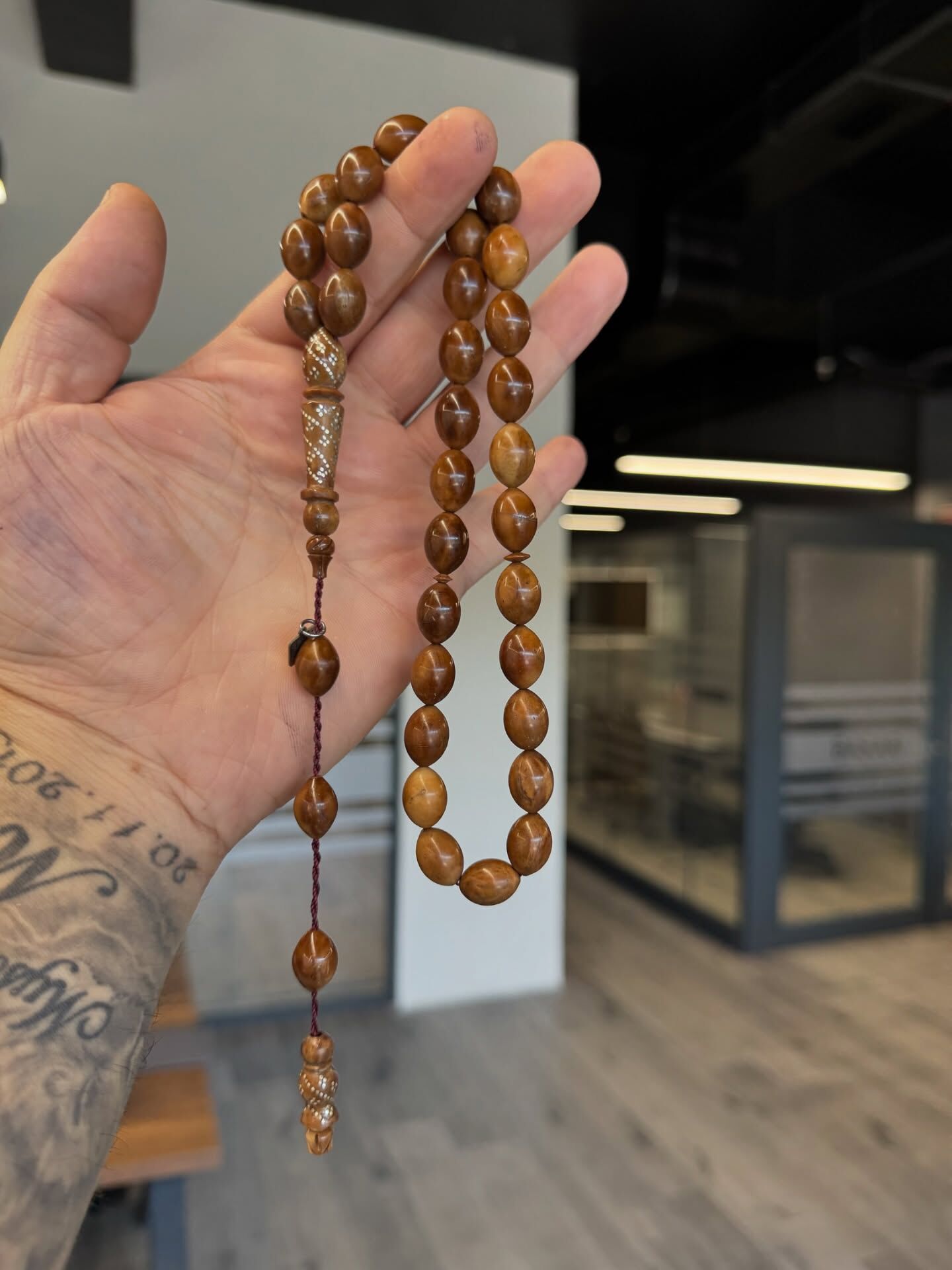 Usta İşçilikli Gümüş İşlemeli Sistemli Kuka Tespih