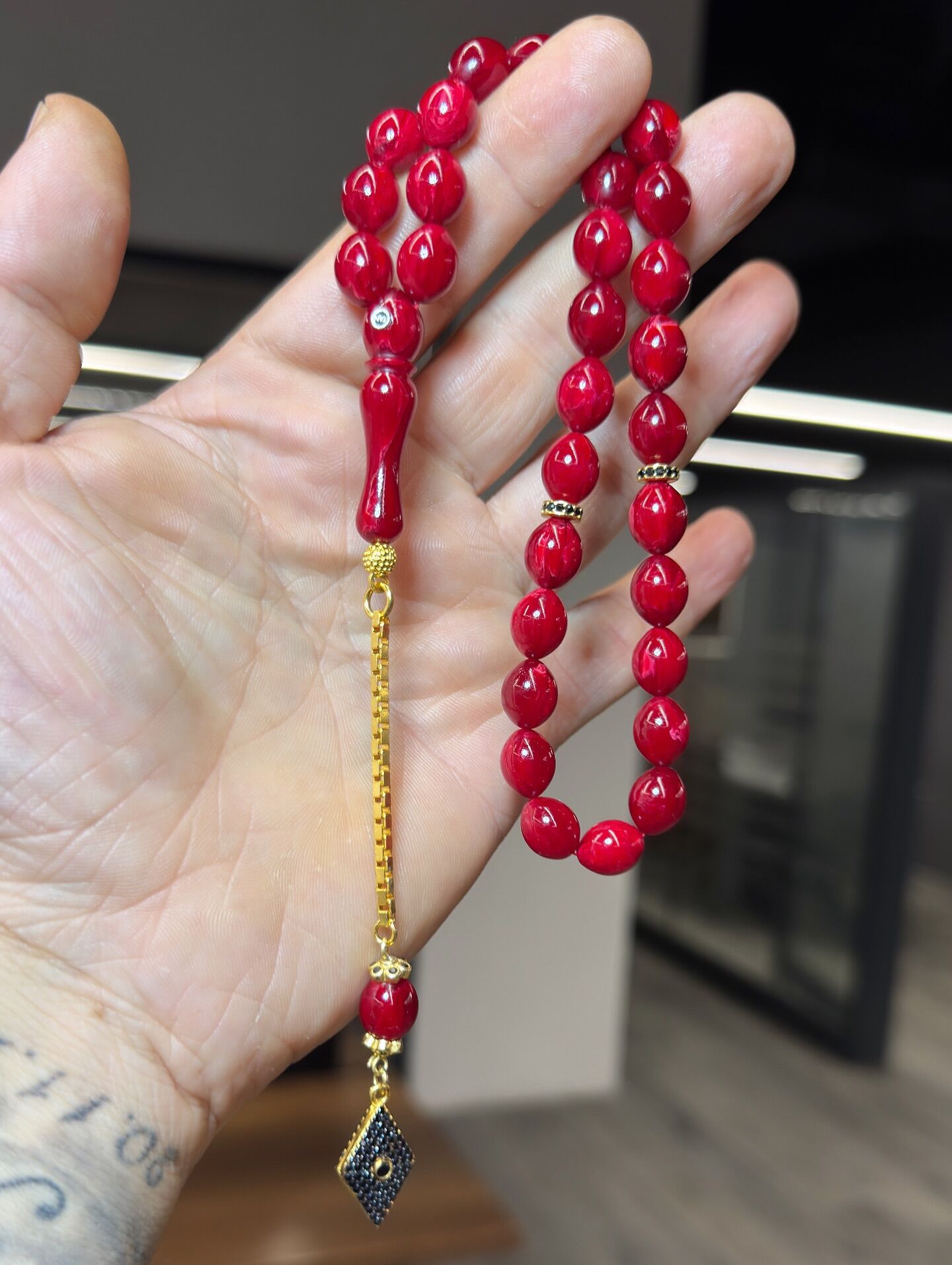 Usta İşçilikli Gümüş Takımlı Kehribar Tesbih