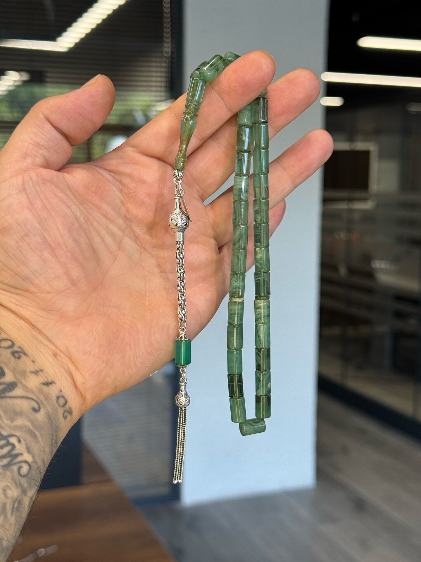 Kesme Model Gümüş Kazaz Püsküllü Kehribar Tesbih